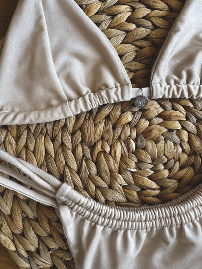 Top bikini Areia arena - detalle amarras