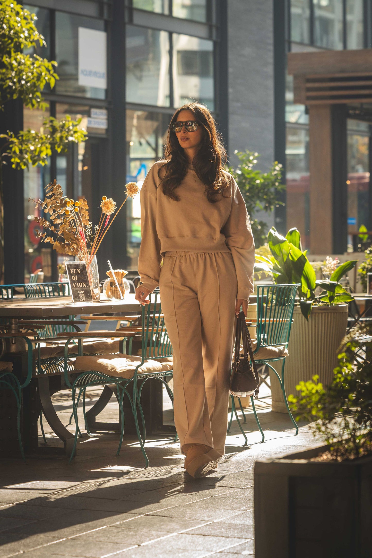 Pantalón wide leg beige arena oversized - Areia Concepts