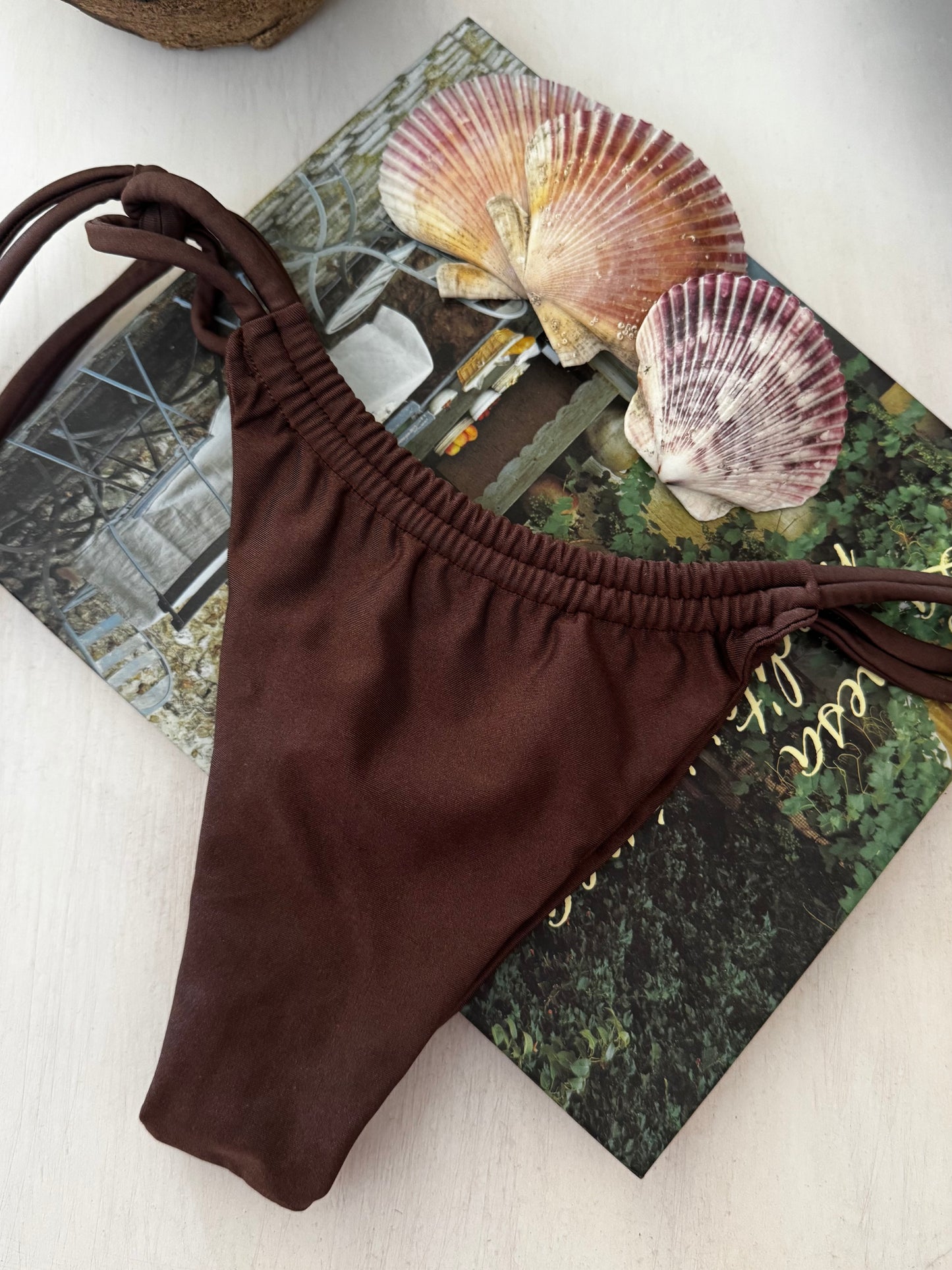 AREIA MARRÓN - BOTTOM